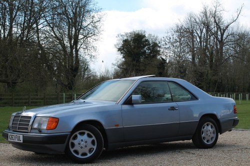 1993 Remarkable Condition Throughout E320 CE Coupe In vendita