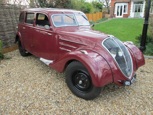 1935 PEUGEOT 402 In vendita