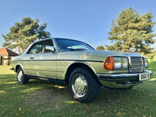 1985 Mercedes Benz 230 CE Auto. Low miles! FSH. For Sale