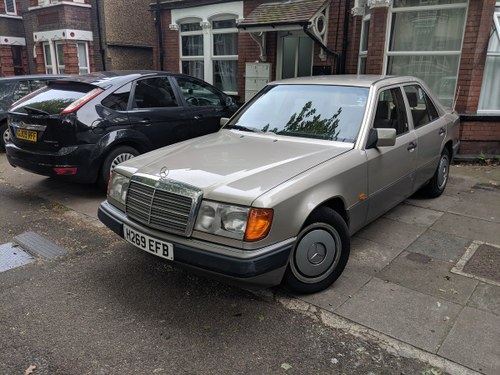 1990 Mercedes w124 230 77.000 miles For Sale