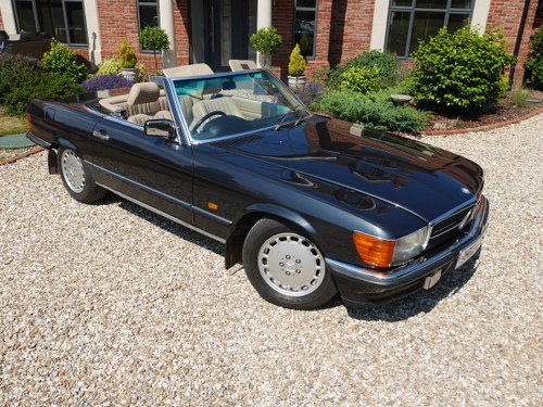 Beautiful Mercedes Benz 300SL 1987 For Sale