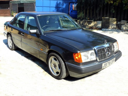 1991 Mercedes 230 E class, 4 door In vendita