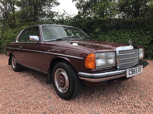 1985 230 ce Auto SÅLD