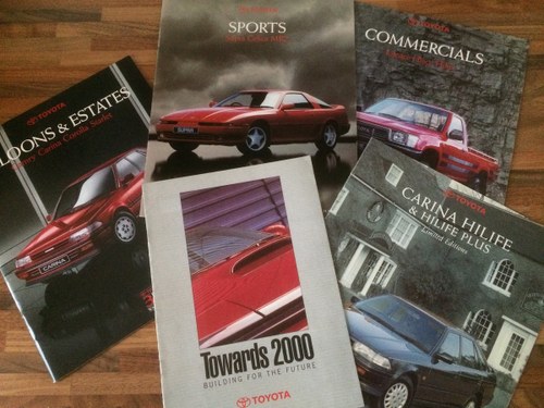 1991 Toyota Sales Brochure In vendita