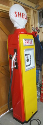 1955 Avery Hardoll 1950's restored Shell petrol pump For Sale