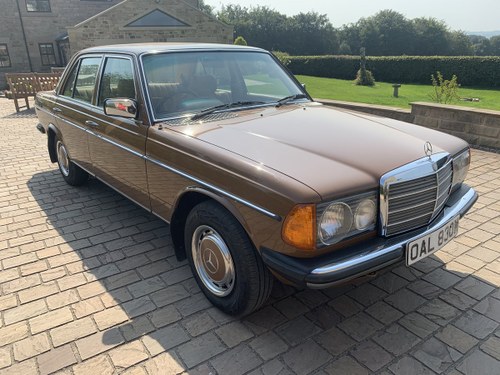 1981 Mercedes 240D W123 For Sale