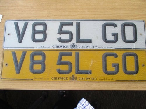 V8 5L GO  In vendita