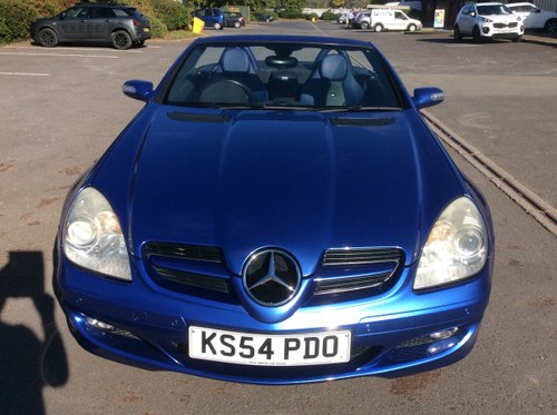 2005 Mercedes 350 slk designo with manual gearbox. For Sale