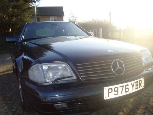 1997 Mercedes sl500 5 sp auto black with black leather For Sale
