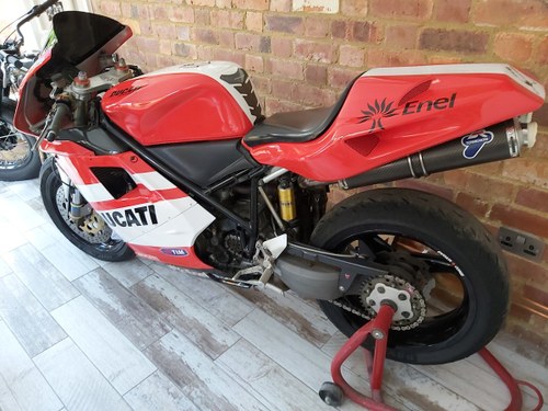 2000 Ducati 916 track bike In vendita