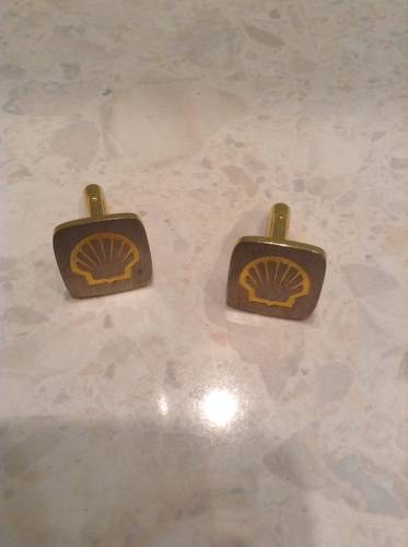 Shell promotional cufflinks For Sale