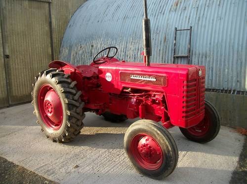 1958 tractor international b 275 diesel SOLD