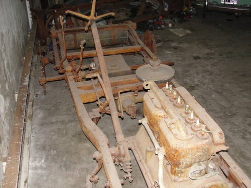 CHAIN DRIVE CHASIS WITH A 4 CYLINDER ENGINE For Sale