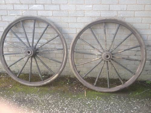 1900 RARE WOODEN WHEELS WITH PNEUMATIC TYRES For Sale