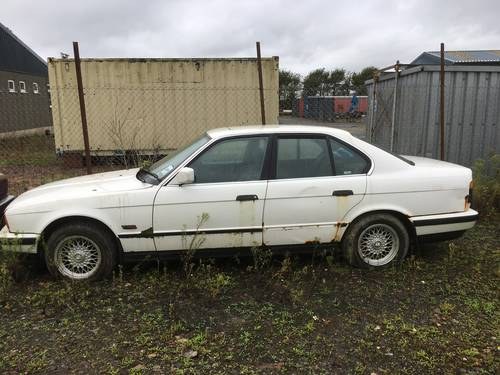1992 BMW 520.1 available for breaking. For Sale