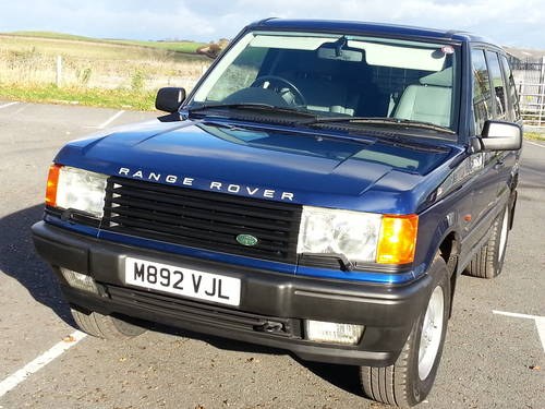 1995 P38 Range Rover 4.6 HSE with 16890 miles. For Sale