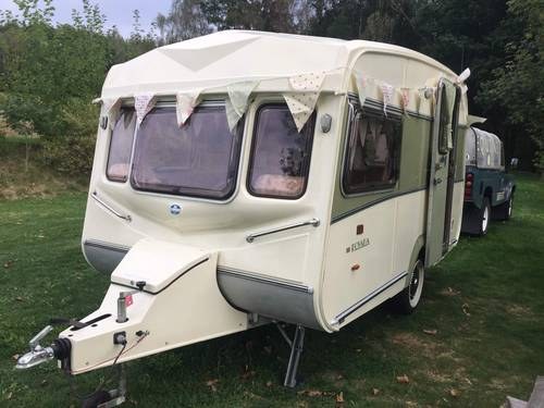 1980 Castleton Rovana caravan - shabby chic style In vendita