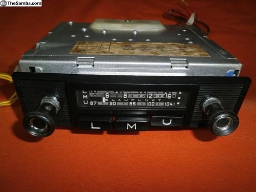 1968 Restored Blaupunkt Essen radio- 12 V In vendita
