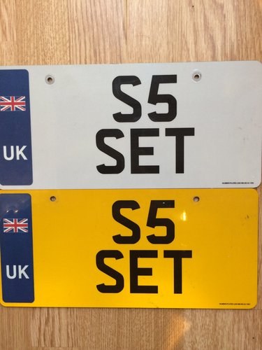 S5 SET number plate  In vendita