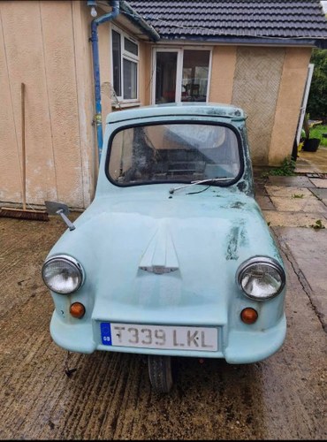 1971 Invalid Carraige complete to restore For Sale