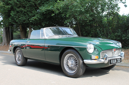 1968 MGC Roadster Green with black leather interior For Sale