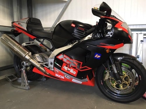 2002 Aprilia RSV1000 MILLE A vendre