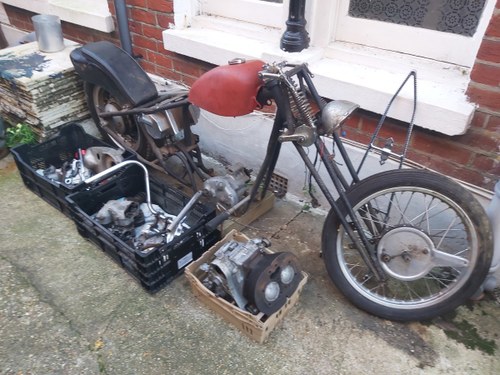 1958 Ariel huntmaster chopper Norton girder forks Te koop