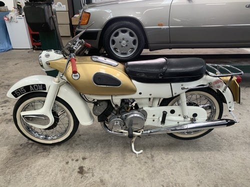 1962 ARIEL 250 SPORT GOLDEN ARROW. VENDIDO