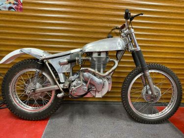 Picture of ARIEL HT5 TRIALS NEW ENGINE / FRAME EASY UNFINISHED PROJECT