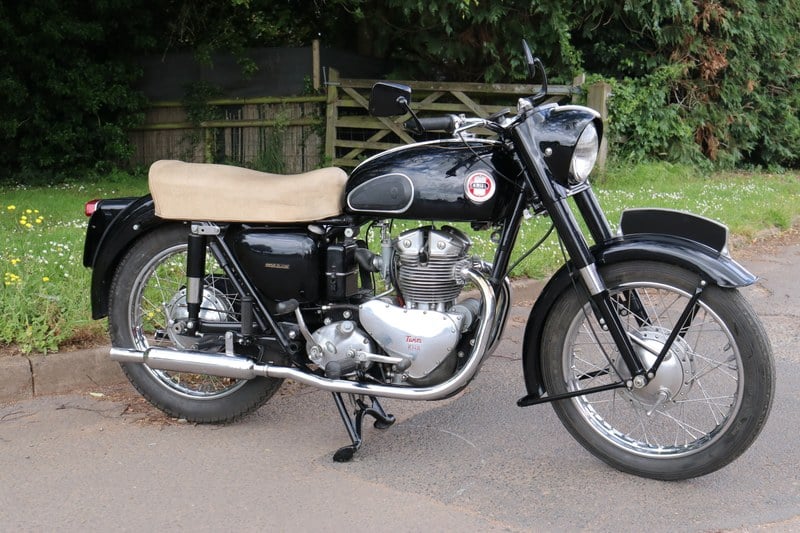 1957 Ariel KH 500 - 1 1957 Ariel KH 500 - 1