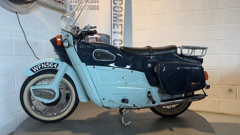 1961 Ariel Leader - 1 1961 Ariel Leader - 1