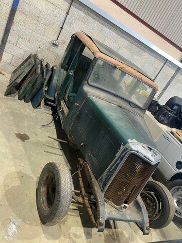 1932 12 HP Saloon - Barn Find For Sale