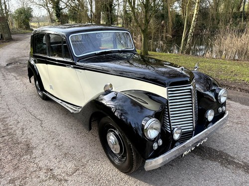 1952 Armstrong Siddeley Whitley Four-Light Saloon For Sale by Auction