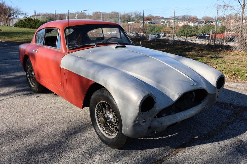1957 Aston Martin DB2/4 - 1 1957 Aston Martin DB2/4 - 1
