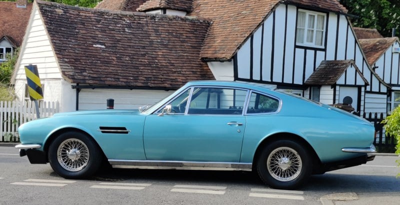 1971 Aston Martin DBS - 4