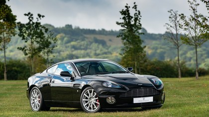 Immaculate Aston Martin V12 Vanquish S