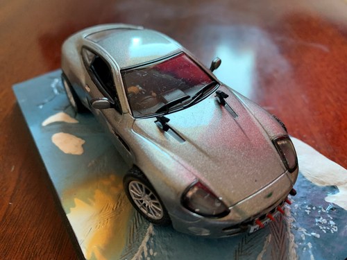 James Bond - Aston Martin Vanquish - Collectable For Sale