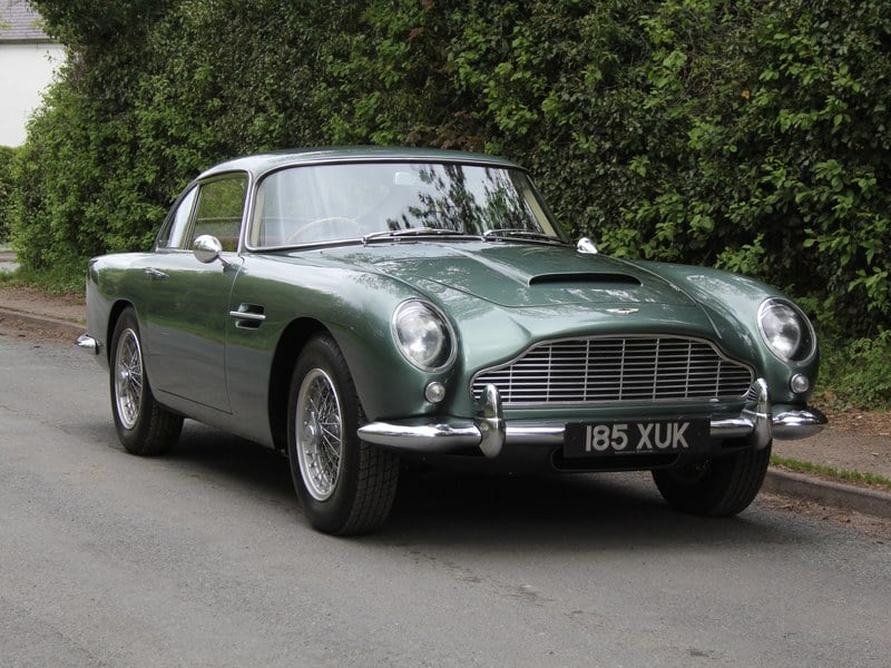 Aston Martin DB4 Series V Vantage - matching numbers