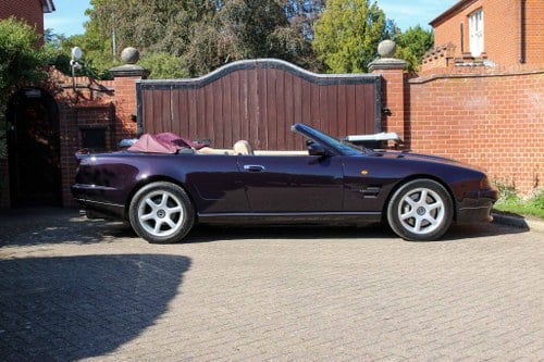 1998 Aston Martin V8 Volante - 6