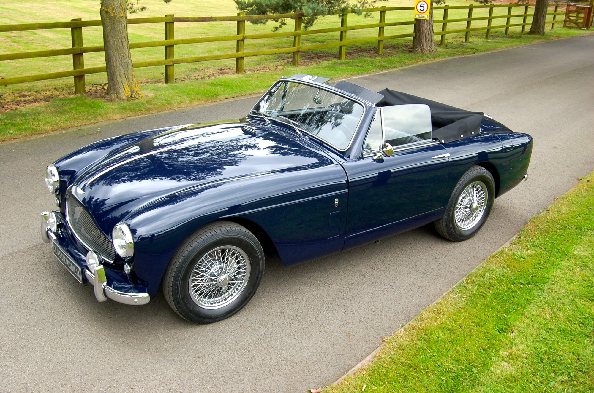 Aston Martin DB MKIII Drophead, foto 4