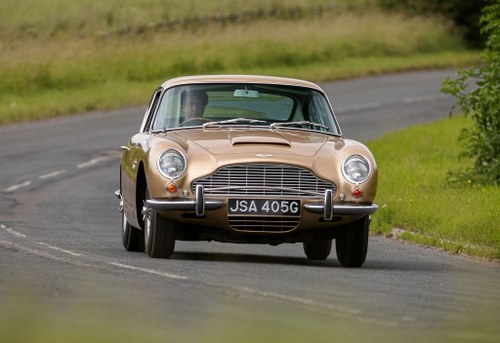 1967 Aston Martin DB6 (only 15k miles from new) In vendita