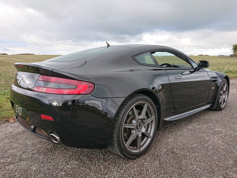 2007 Aston Martin V8 Vantage - 4