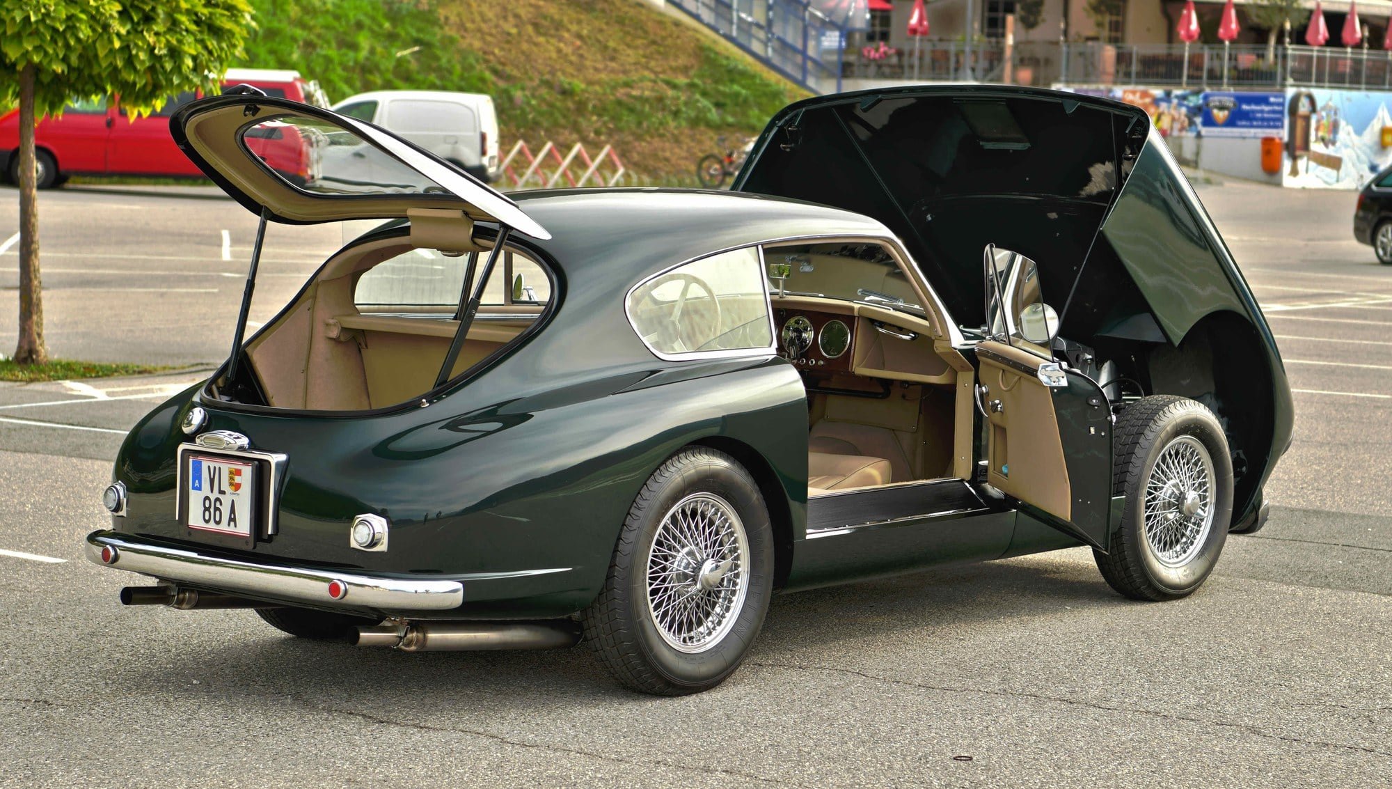 1954 Aston Martin DB2/4 Left Hand Drive Manual Coupe, foto 7