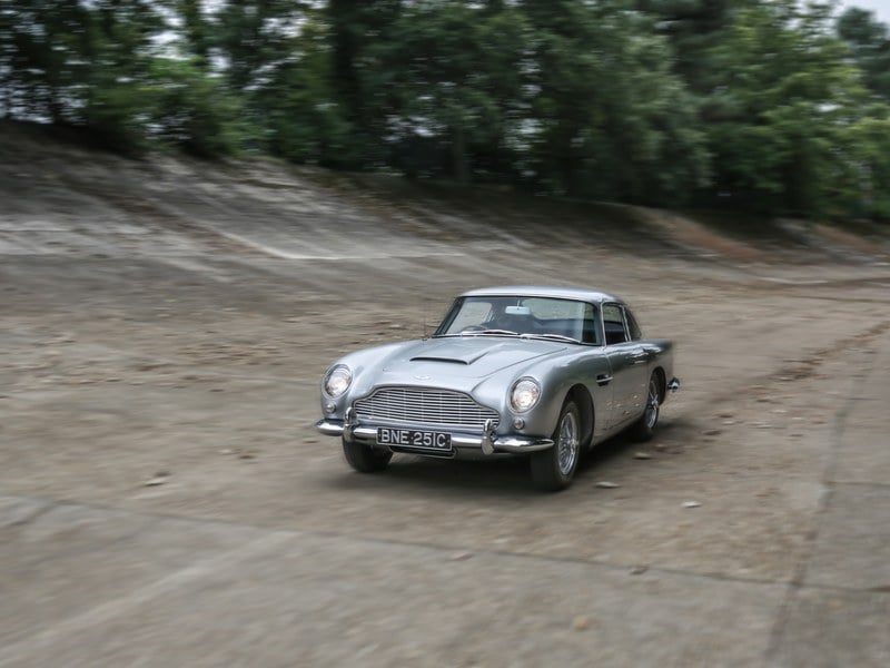 ASTON MARTIN DB5 FULLY RESTORED VANTAGE SPECIFICATION