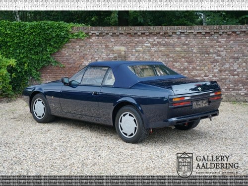 1990 Aston Martin V8 Volante - 2