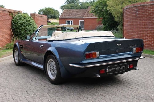 1987 Aston Martin V8 Volante - 3