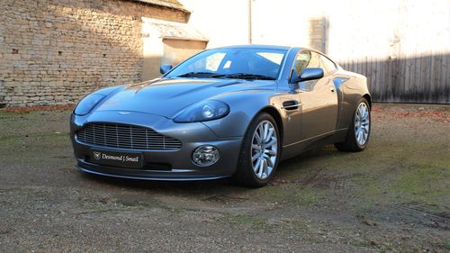 Picture of 2002 Superb condition Aston Martin V12 Vanquish - For Sale