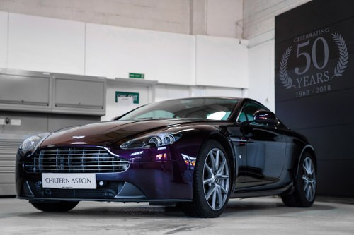 2012 Aston Martin V8 Vantage Coupe Sportshift In vendita