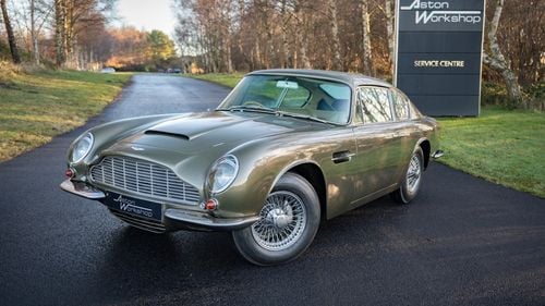 Picture of 1971 Aston Martin DB6 MK 2 Vantage Sports Saloon - For Sale