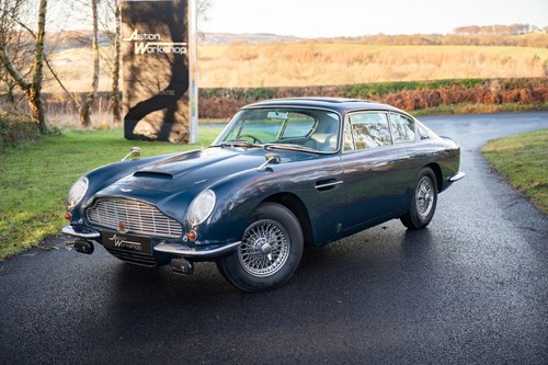1967 Aston Martin DB6 Sports Saloon VENDUTO